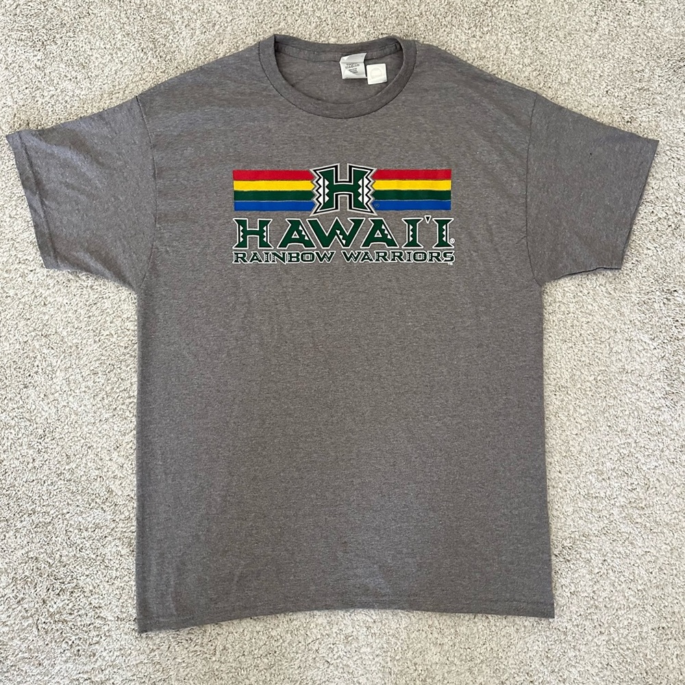 NEVER WORN- UNISEX UH Warrior Rainbow Logo T-Shirt, Front and Back Design